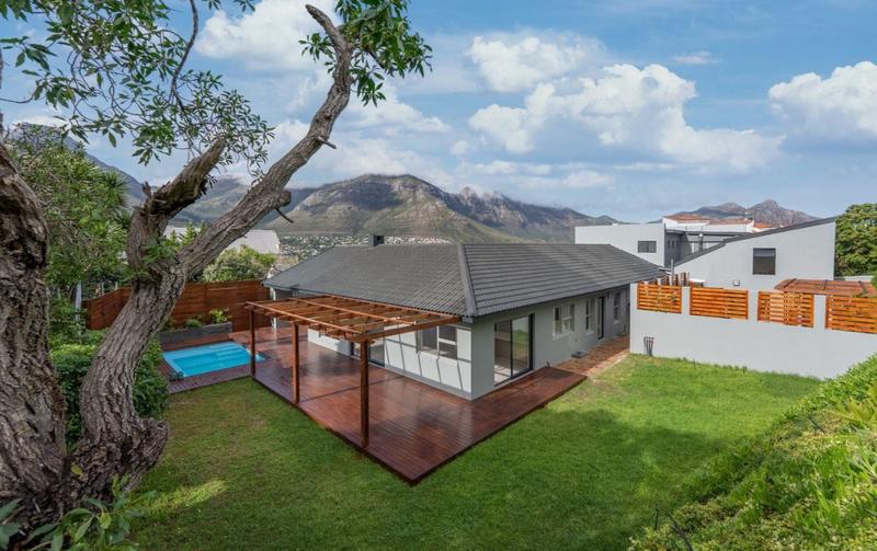 3 Bedroom Property for Sale in Hout Bay Western Cape